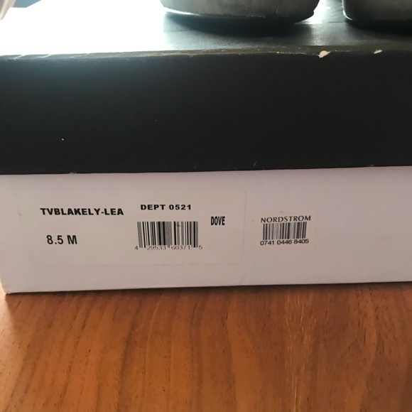 Trouve Distressed Leather booties - Picture 7 of 7